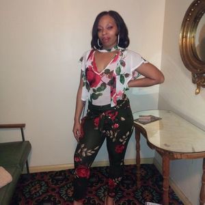 Meet your Posher, April